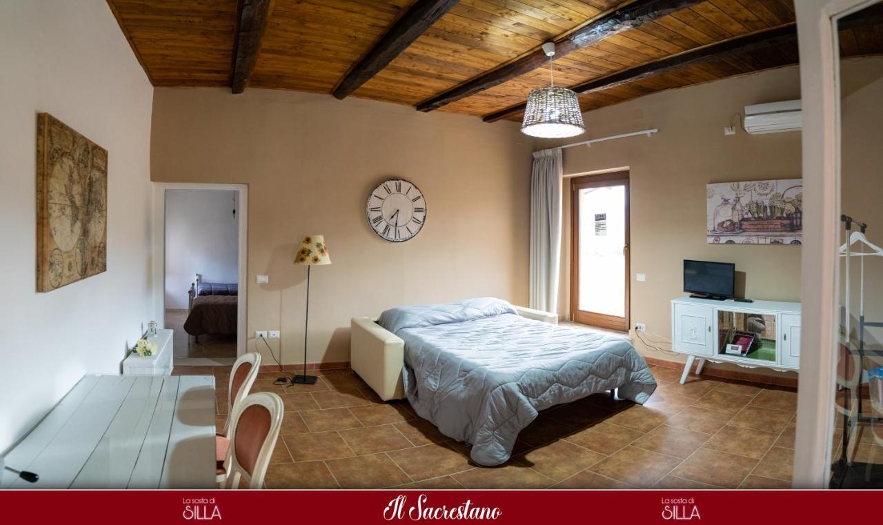La Sosta Di Silla Bed & Breakfast *